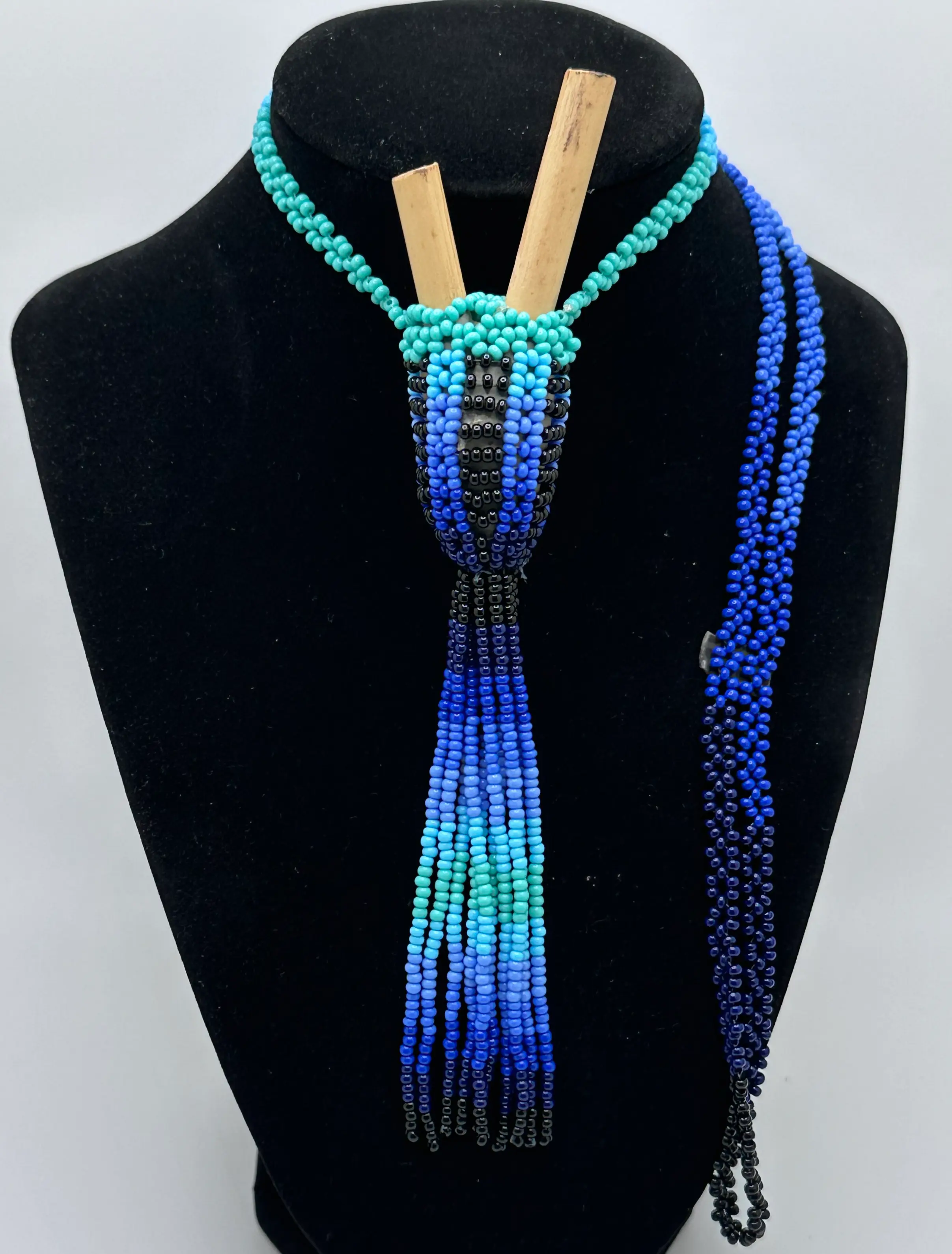 Kuripe Necklace 11